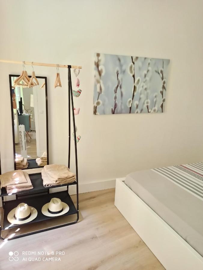 Joli Appartement Nicois En Bord De Mer Nice Exteriér fotografie
