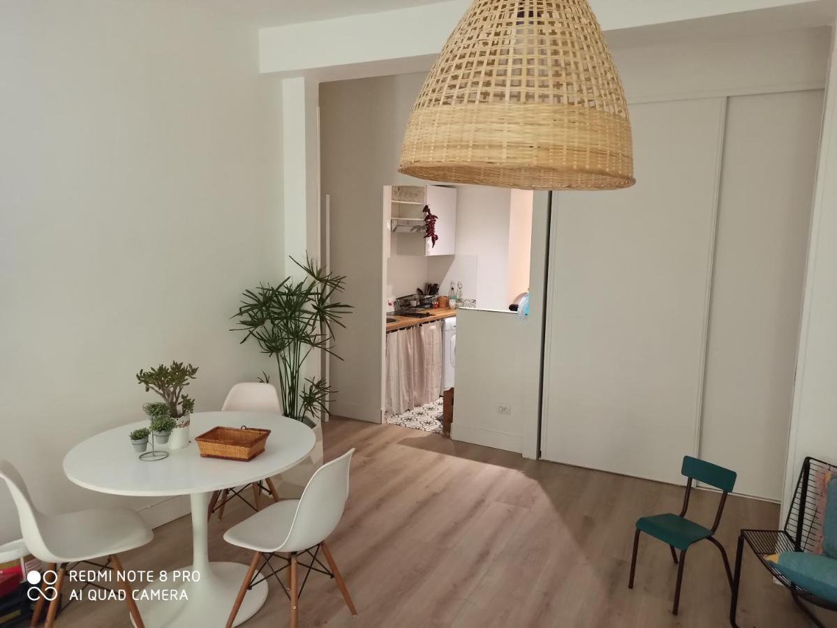 Joli Appartement Nicois En Bord De Mer Nice Exteriér fotografie
