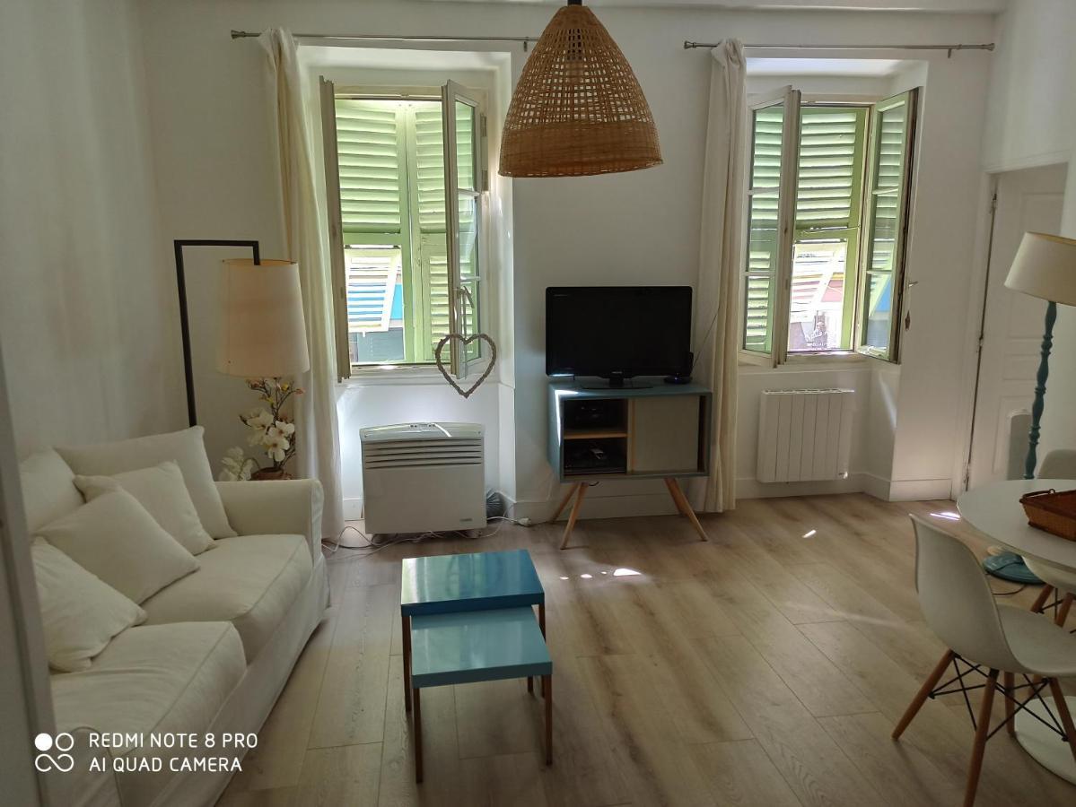 Joli Appartement Nicois En Bord De Mer Nice Exteriér fotografie