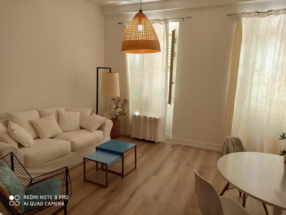 Joli Appartement Nicois En Bord De Mer Nice Exteriér fotografie